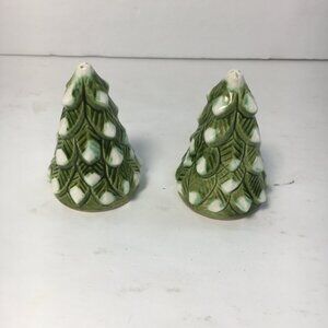 Vintage Christmas Tree Salt Pepper Shaker 2" Ceramic Green White Pinecone Design